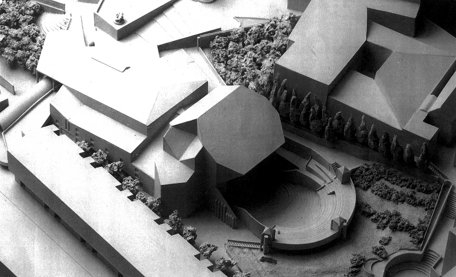 Avellino, Teatro lirico e Teatro all’aperto nel centro storico